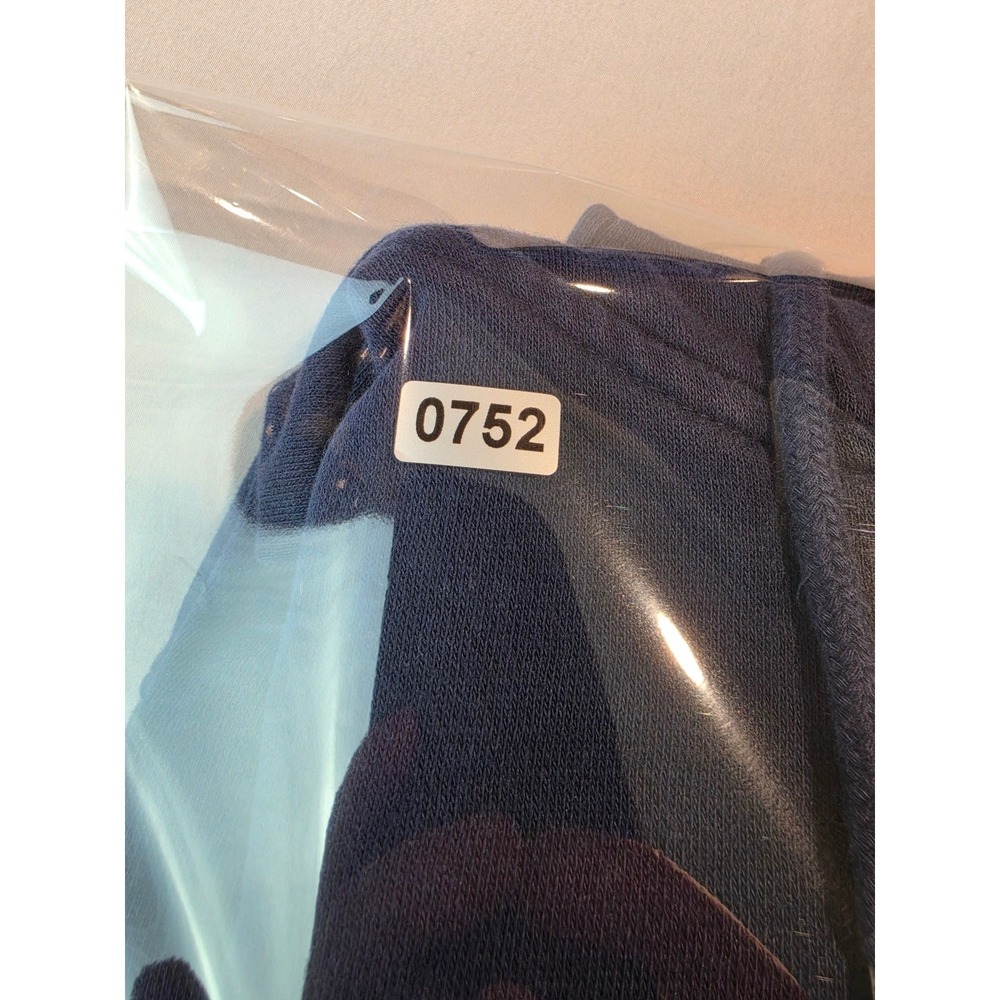 Majestic New York Yankees Hoodie Mens Medium Navy Blue MLB Pullover Sweatshirt - Picture 8 of 8